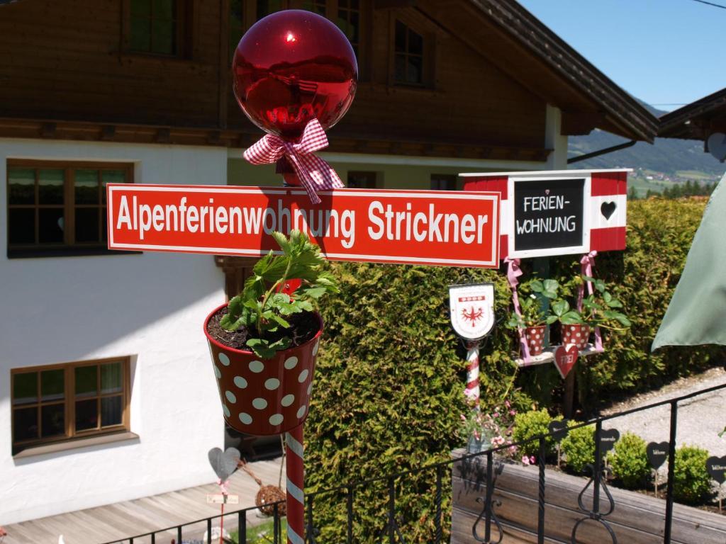 Alpenferienwohnung Strickner Нойщифт им Щубайтал Екстериор снимка